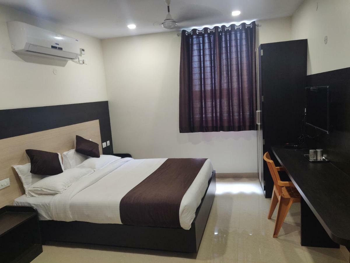 Mbj Inn Temple View Kanchipuram Δωμάτιο φωτογραφία